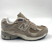 New Balance  Protection Pack Driftwood