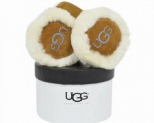 UGG EARMUFF CHESTNUT